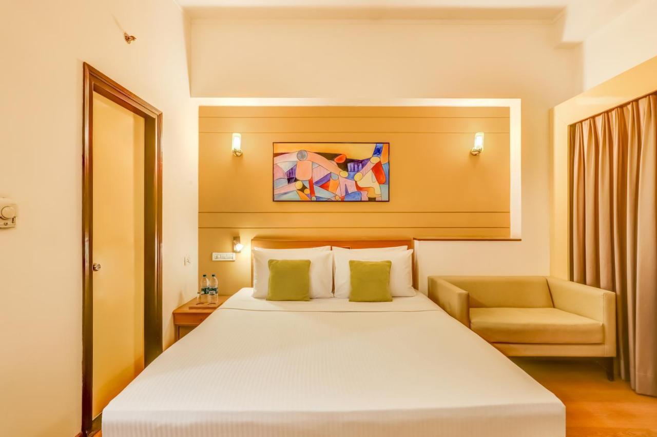 Lemon Tree Hotel, East Delhi Mall, Kaushambi Ghaziabad Extérieur photo