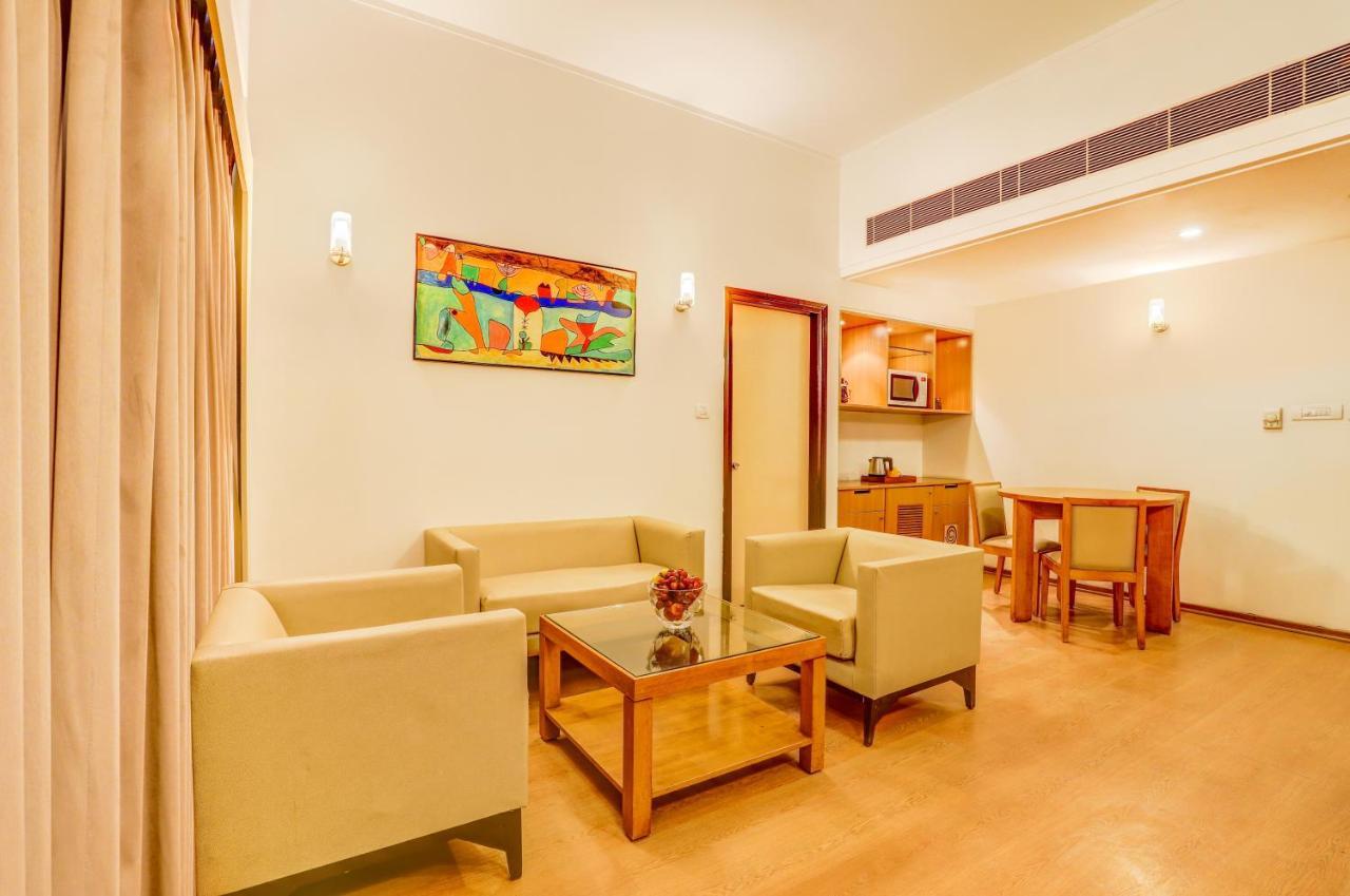 Lemon Tree Hotel, East Delhi Mall, Kaushambi Ghaziabad Extérieur photo
