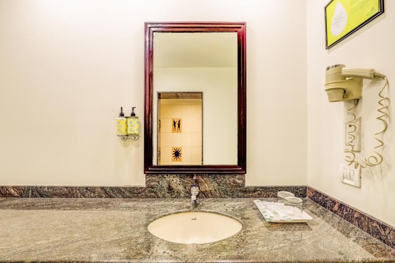 Lemon Tree Hotel, East Delhi Mall, Kaushambi Ghaziabad Extérieur photo
