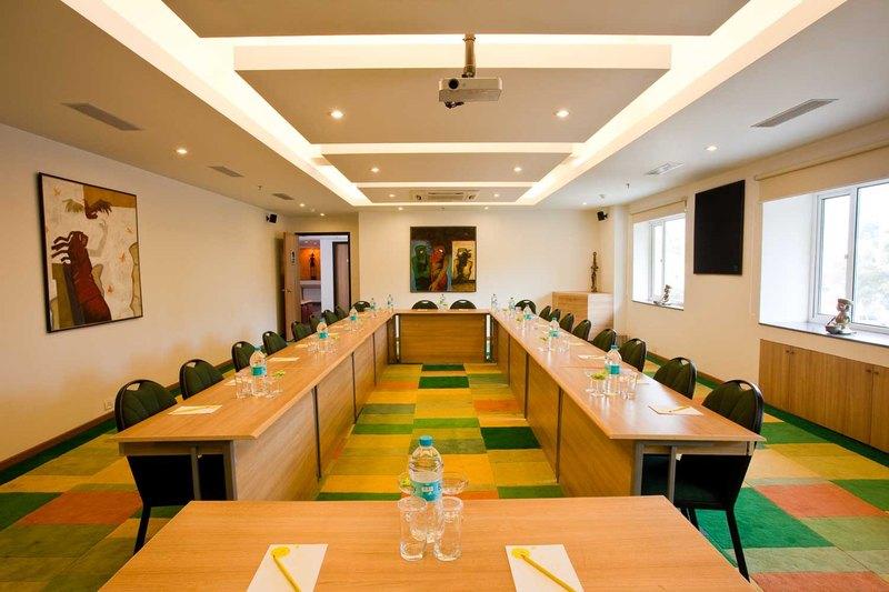 Lemon Tree Hotel, East Delhi Mall, Kaushambi Ghaziabad Extérieur photo