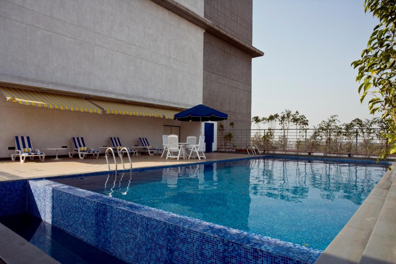 Lemon Tree Hotel, East Delhi Mall, Kaushambi Ghaziabad Extérieur photo