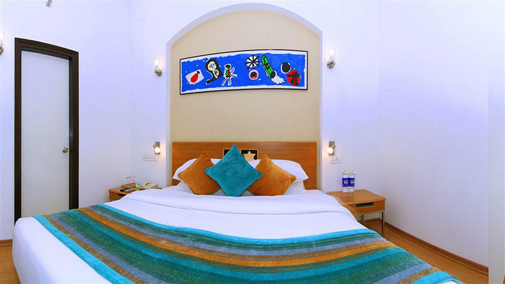 Lemon Tree Hotel, East Delhi Mall, Kaushambi Ghaziabad Extérieur photo